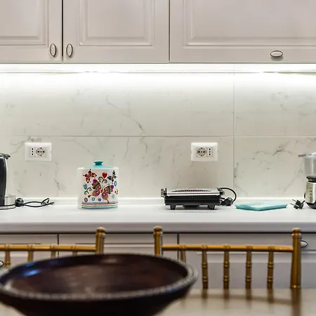 Sisi's Luxury Grand Park Of * Tirana