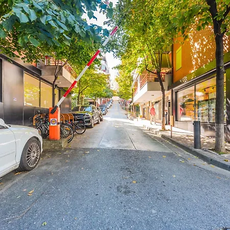 Sisi's Luxury Grand Park Of * Tirana