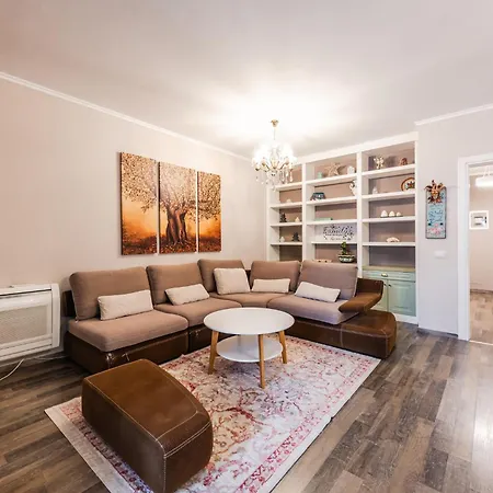 Sisi's Luxury Grand Park Of Tirana