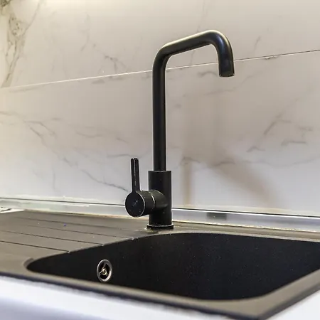 Sisi's Luxury Grand Park Of *