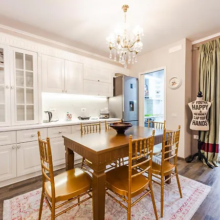 Sisi's Luxury Grand Park Of Apartment *