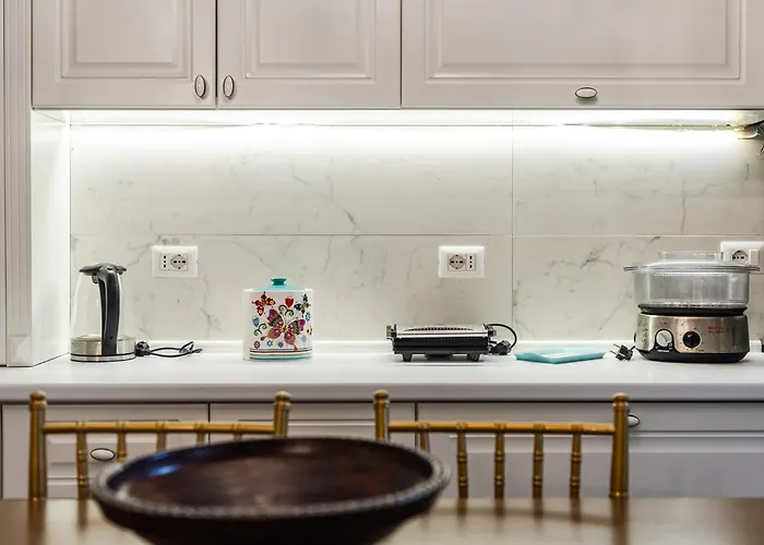 Sisi's Luxury Grand Park Of * Tirana