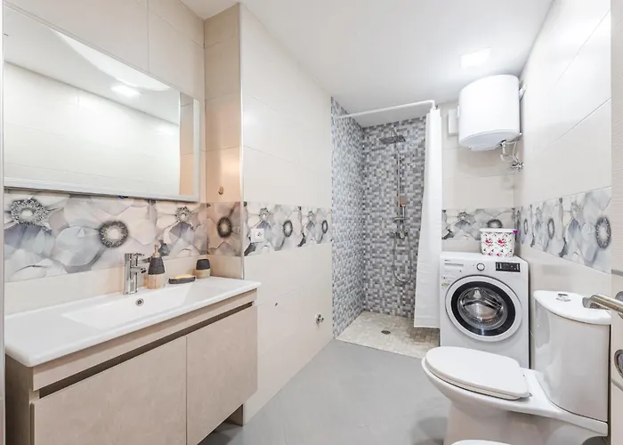 Sisi's Luxury Grand Park Of Tirana