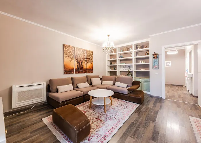 Sisi's Luxury Grand Park Of Tirana