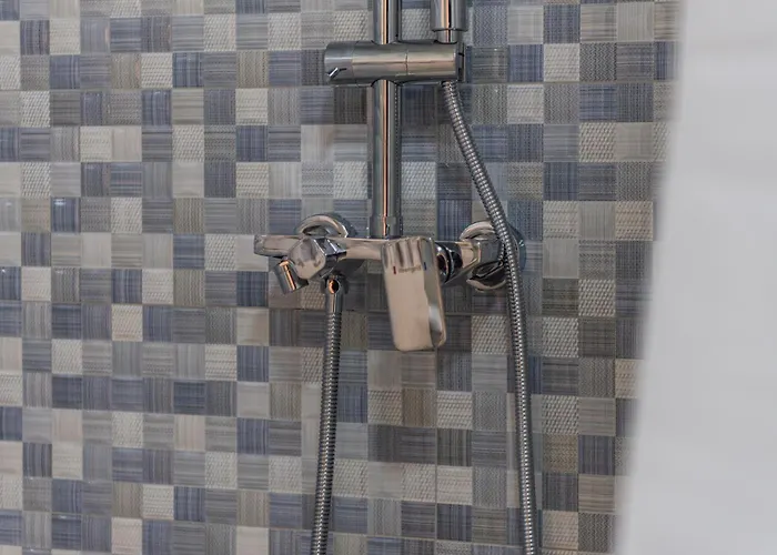 Sisi's Luxury Grand Park Of *