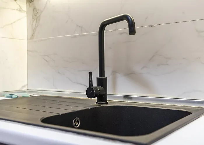 Sisi's Luxury Grand Park Of *